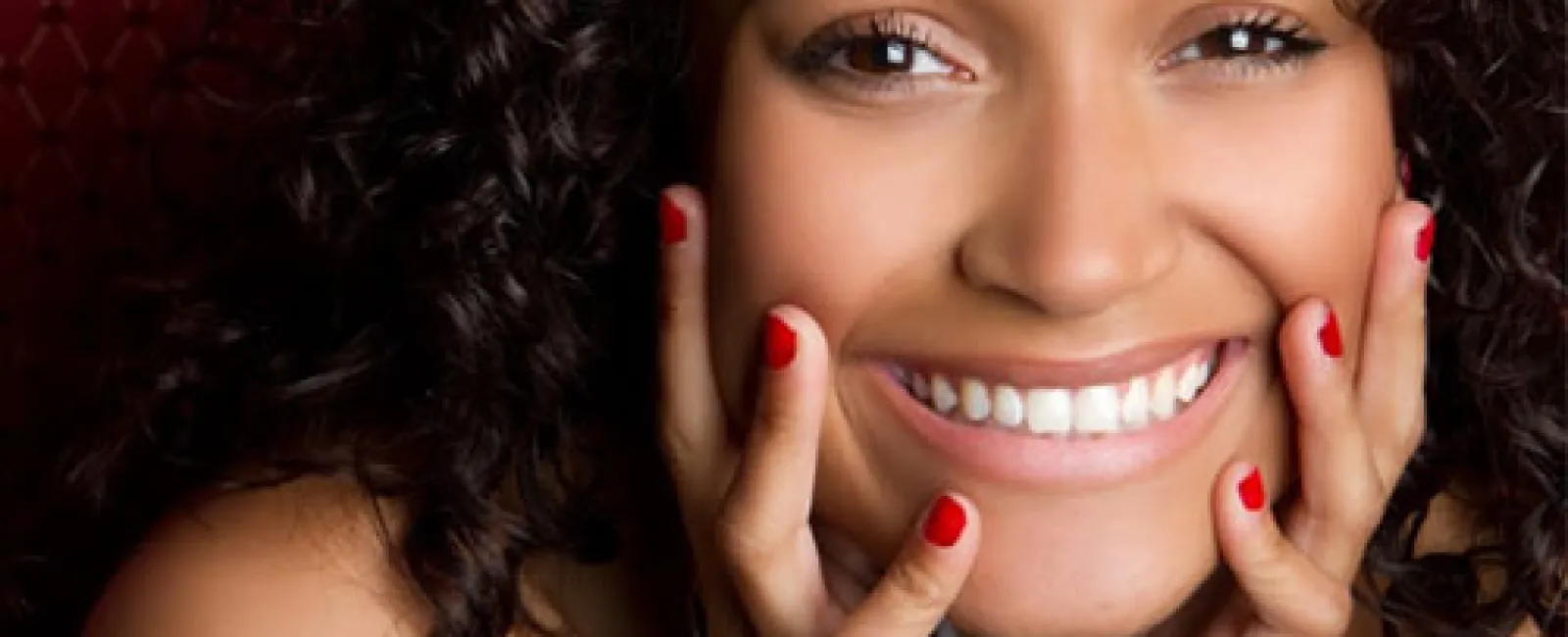 4 Ways to Make Your Summer Smile Stand Out