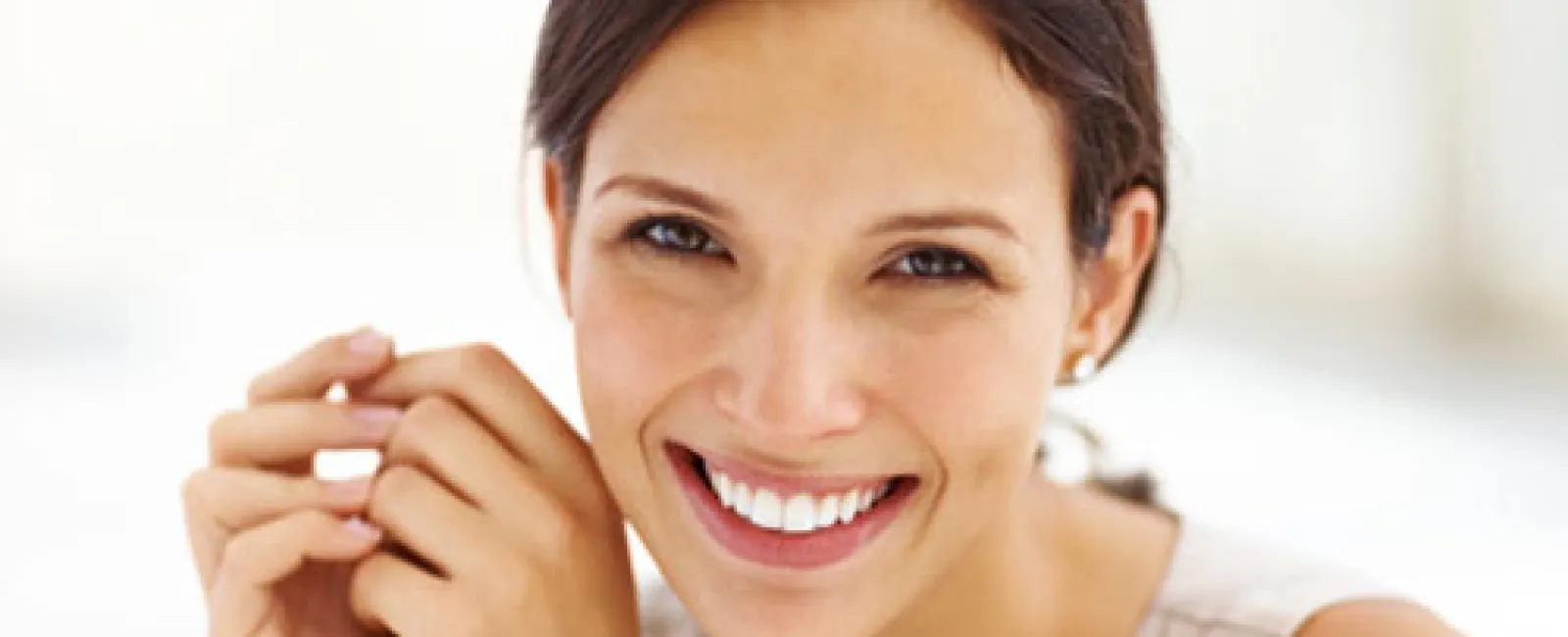 3 Reasons for Working Adults to Consider Six Month Smiles